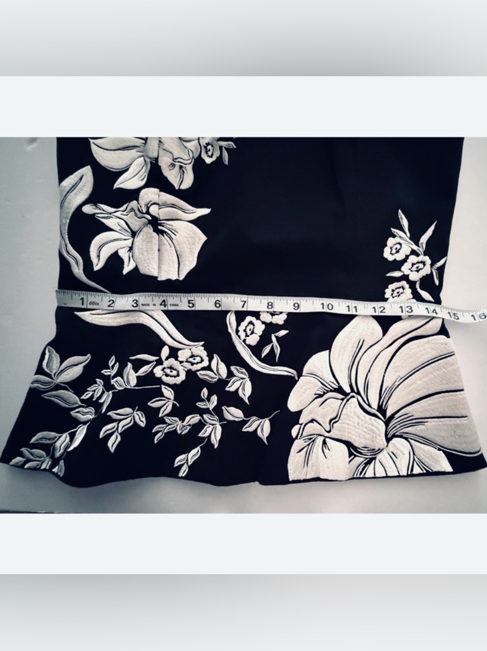 WHBM Embroidered Floral Sleeveless Bustier Top - Picture 8 of 9